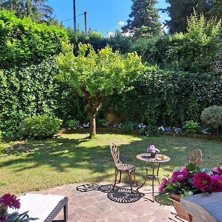 Casa Vacanze Viaggi Dipinti มอนเตเรนซิโอ ภายนอก รูปภาพ