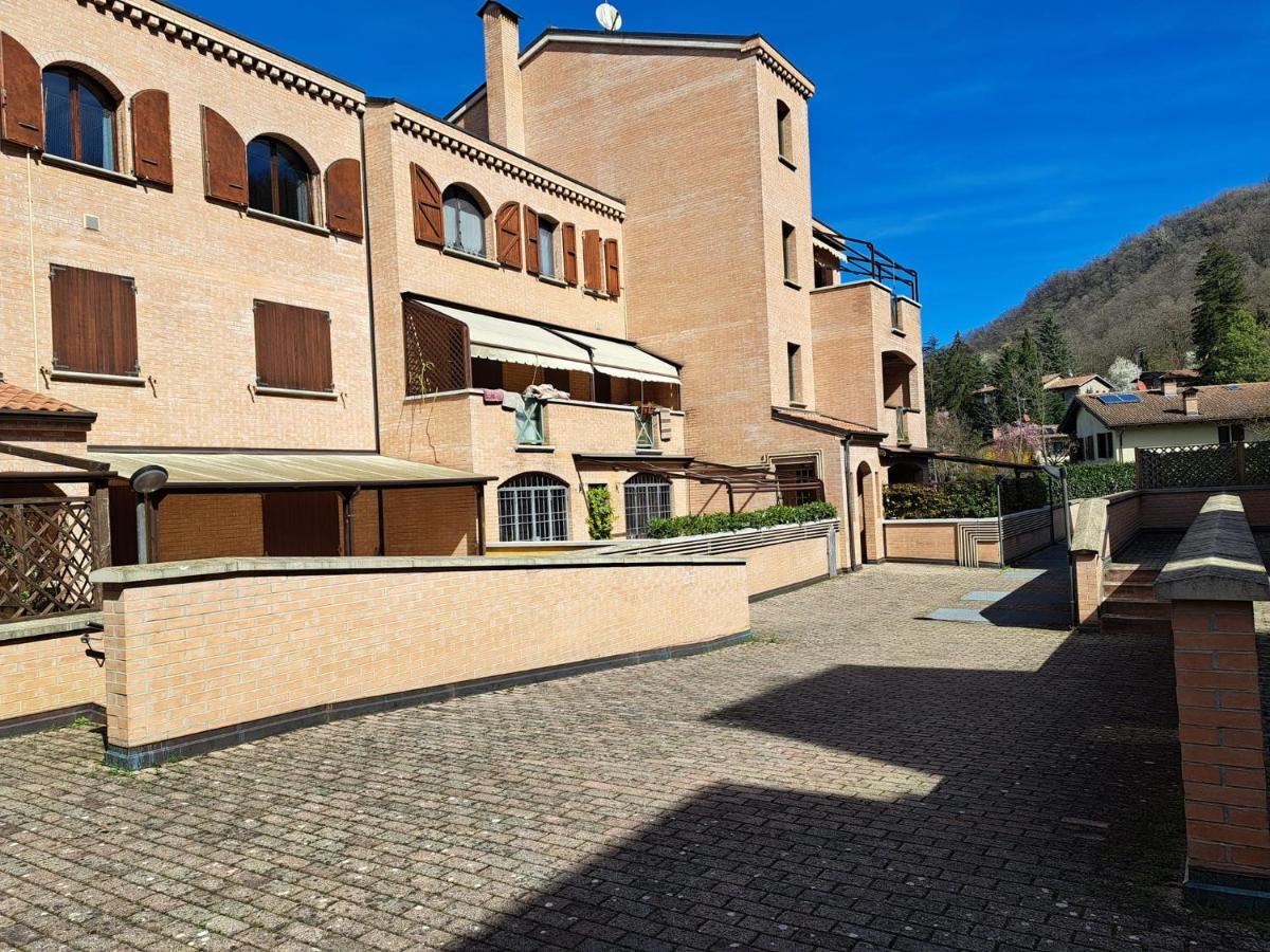 Casa Vacanze Viaggi Dipinti มอนเตเรนซิโอ ภายนอก รูปภาพ