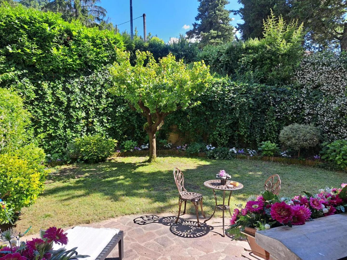Casa Vacanze Viaggi Dipinti มอนเตเรนซิโอ ภายนอก รูปภาพ
