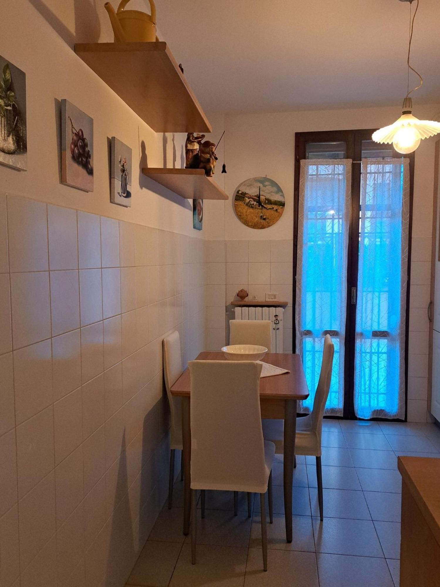 Casa Vacanze Viaggi Dipinti มอนเตเรนซิโอ ภายนอก รูปภาพ